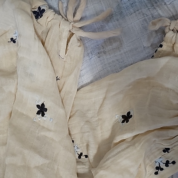 Sold on IG: shopcovetedcloth - Picture 9 of 9